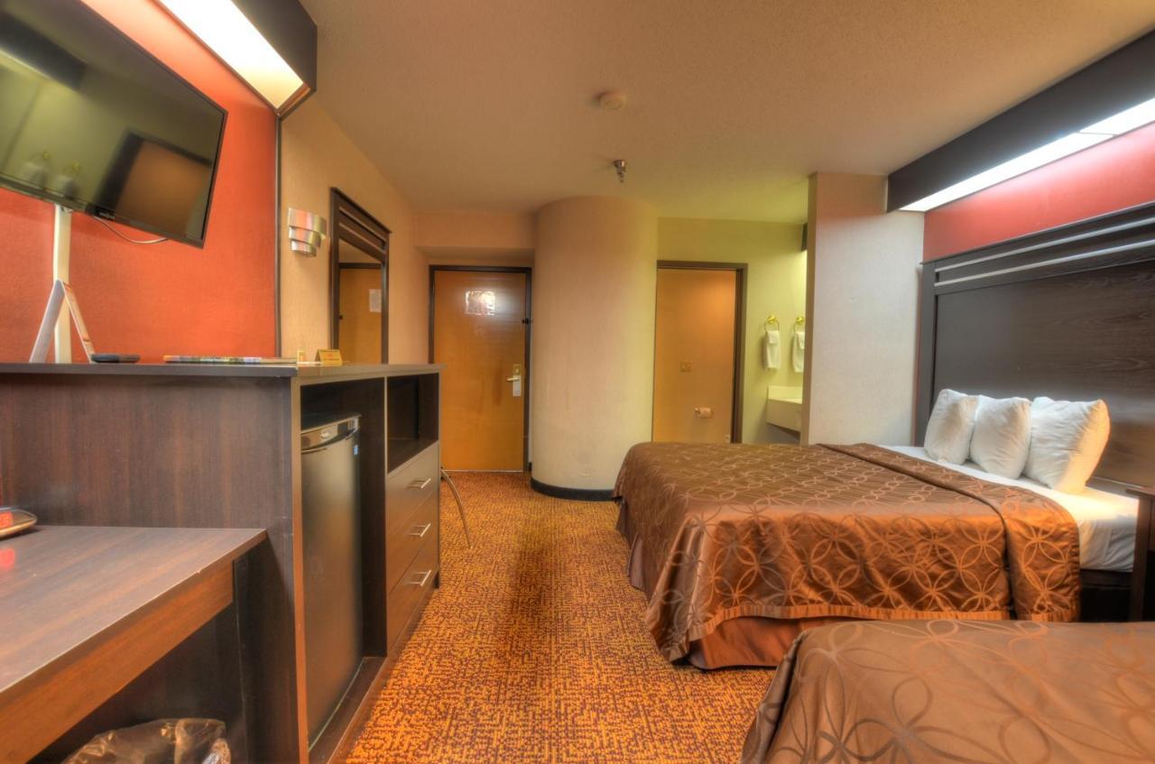 Smoky Mountain Inn & Suites Cherokee Exterior photo